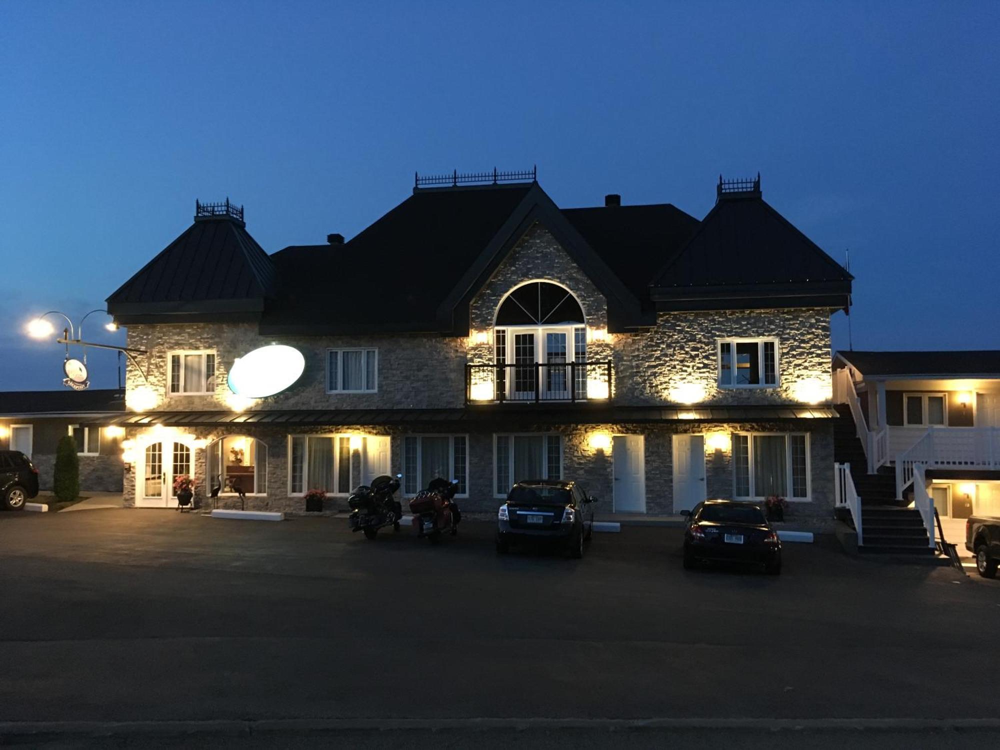 Motel Vue Belvédère Saint-Siméon Esterno foto